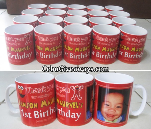 Elmo Theme Personalized Mugs (Janson Maurvel)